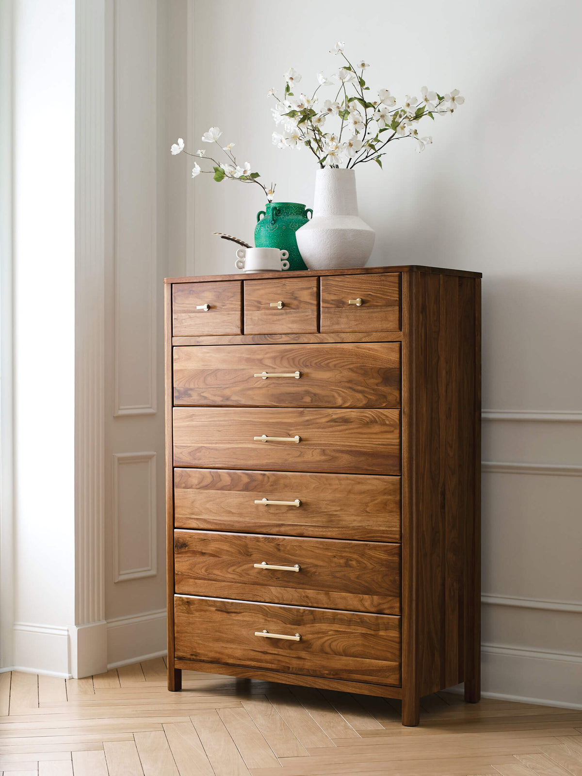 KINCAID MONOGRAM WALNUT ROCKWOOD CHEST 315-215