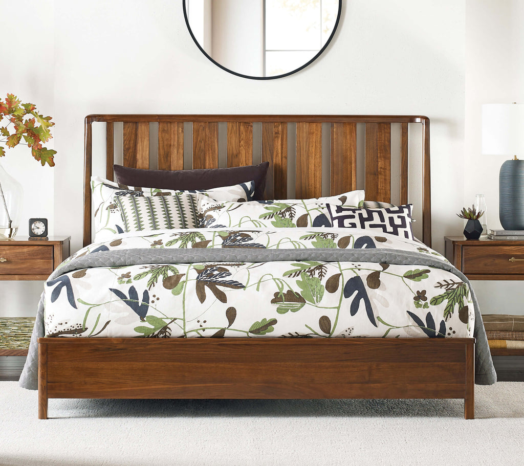 KINCAID MONOGRAM WALNUT ASHBURN SLAT BED QUEEN 315-304P