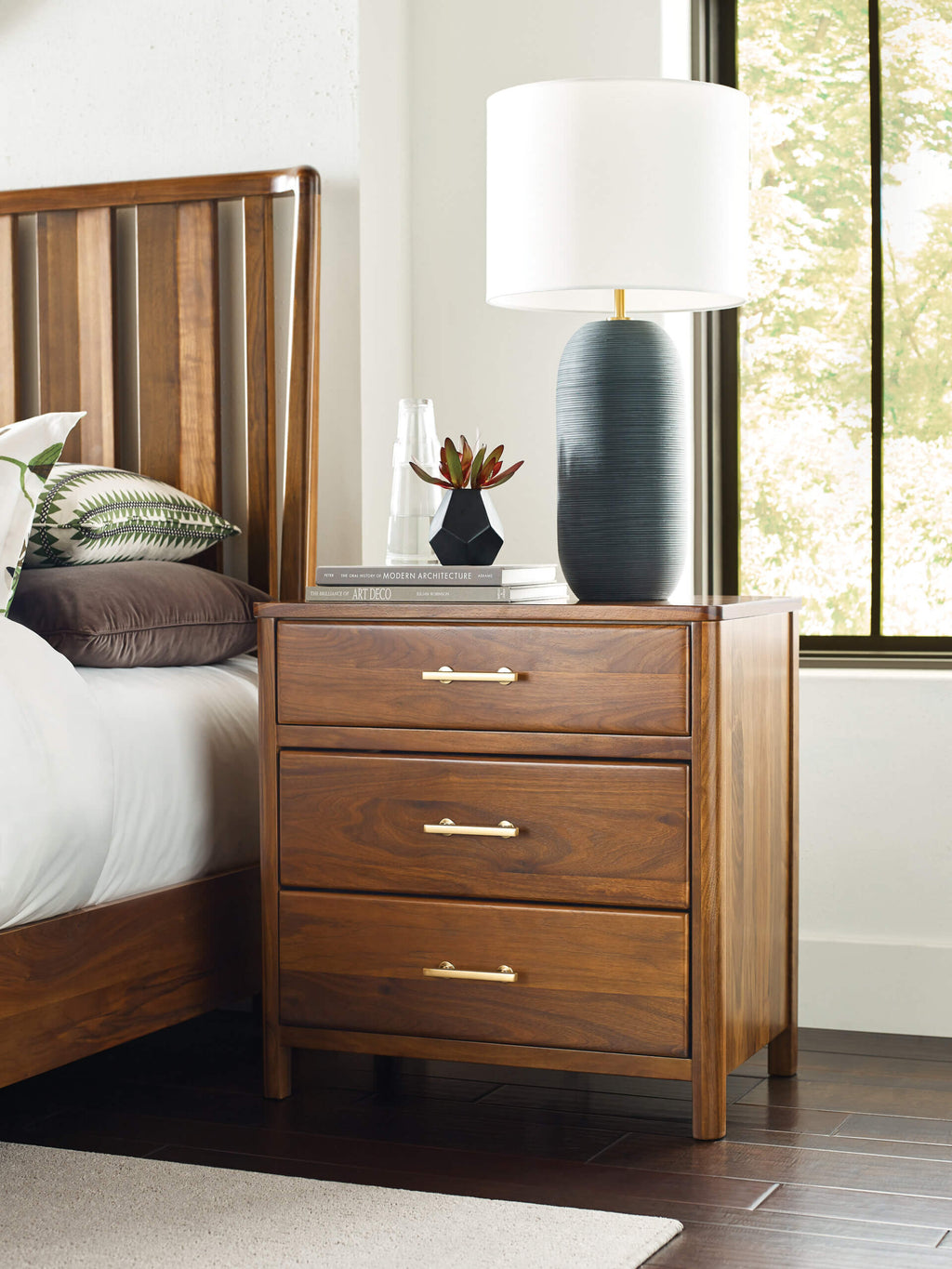 KINCAID MONOGRAM WALNUT MAIN NIGHTSTAND 315-421