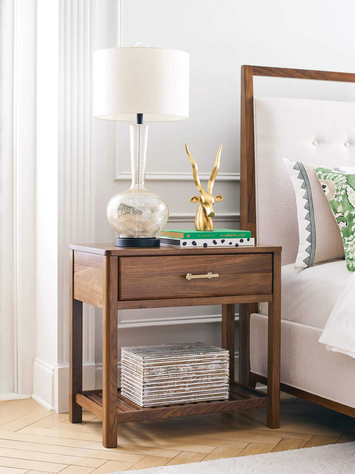 KINCAID MONOGRAM WALNUT HIGHLAND OPEN NIGHTSTAND 315-422