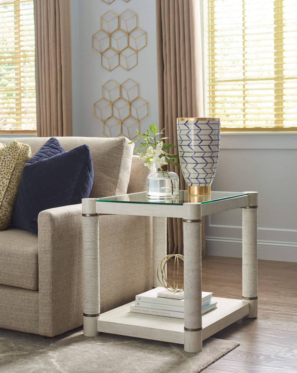 HAMMARY PAVILION END TABLE 252-915