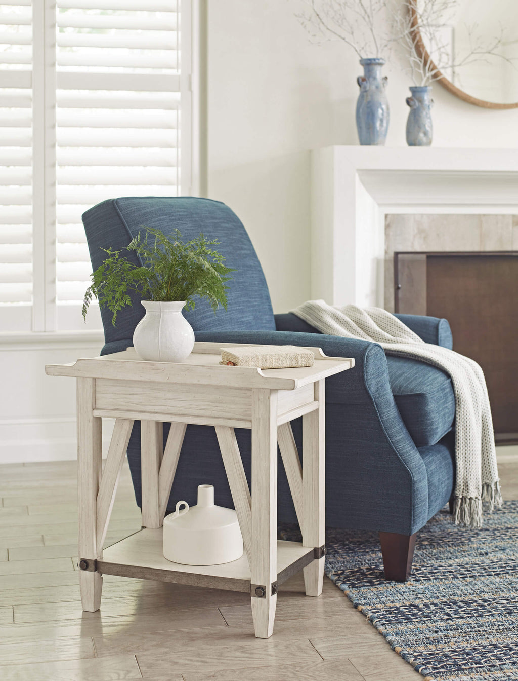 HAMMARY RICHTER RECTANGULAR CHAIRSIDE TABLE 262-916