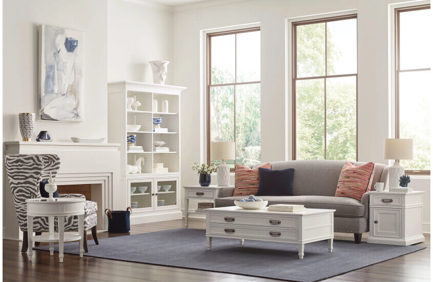 HAMMARY CHAIRSIDE CHEST 267-917