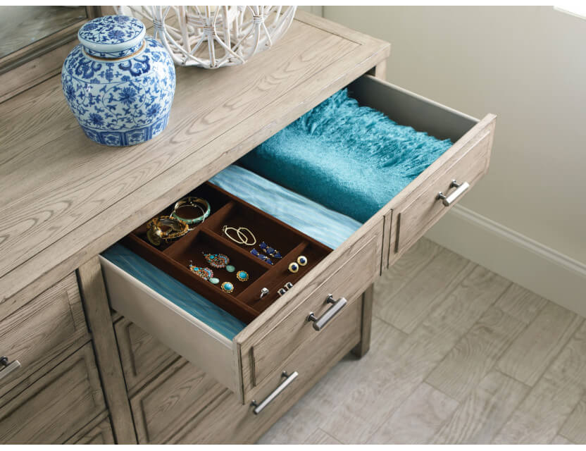 AMERICAN DREW  WEST FORK PARKS DRESSER 924-130