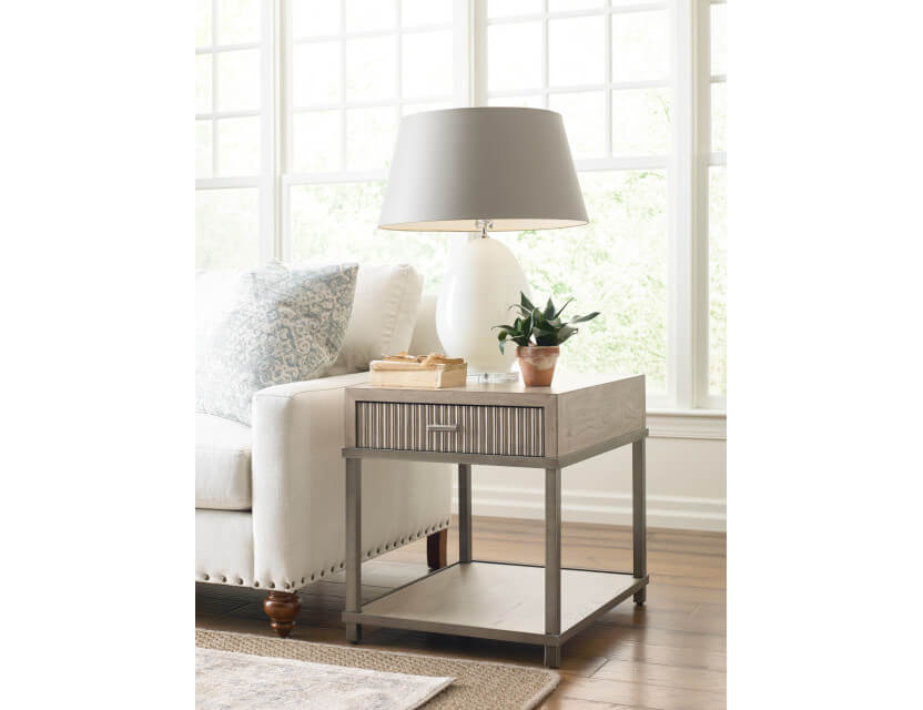 AMERICAN DREW WEST FORK BAILEY END TABLE 924-915