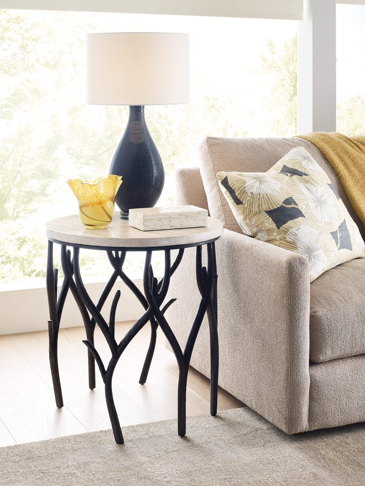 HAMMARY WILLOW ROUND END TABLE 202-916