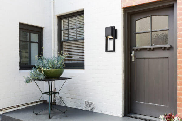 DVI LIGHTING KITSILANO OUTDOOR SCONCE DVP45871BK