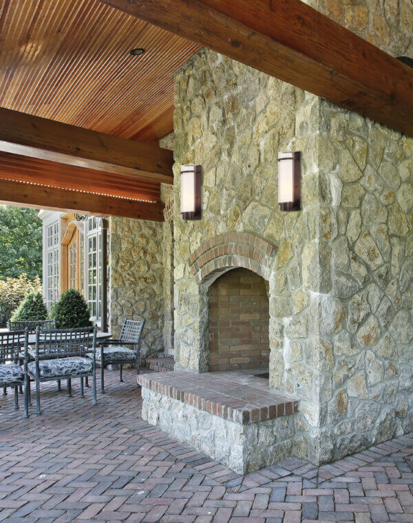 DVI LIGHTING ESSEX OUTDOOR MEDIUM SCONCE DVP9073HB-OP