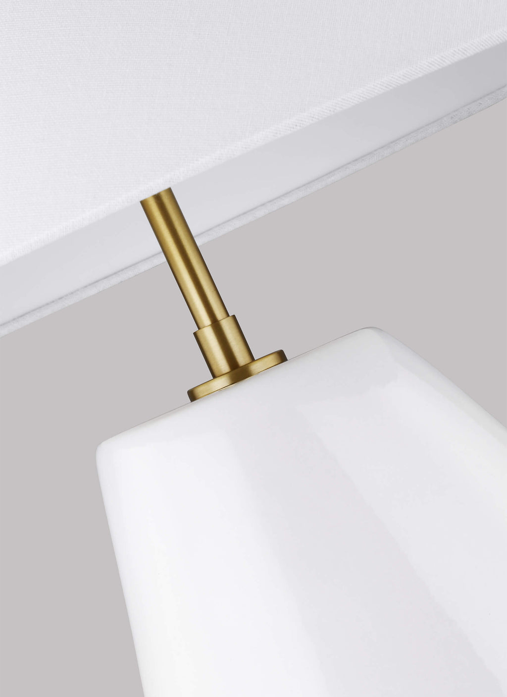 GENERATION LIGHTING Contour Short Table Lamp KT1221ARC1