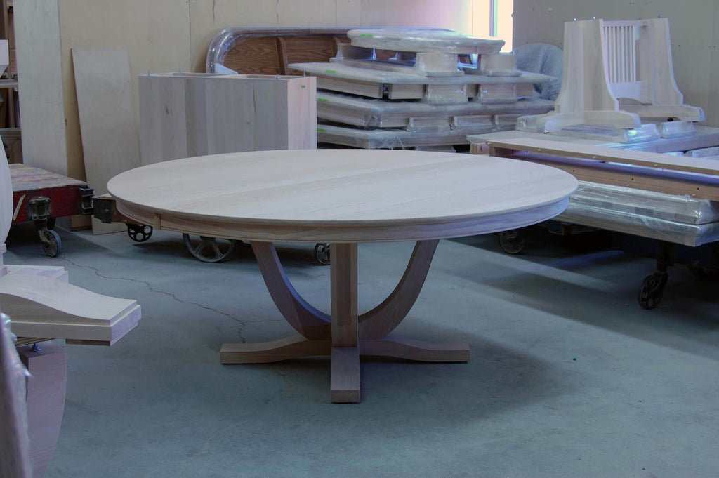 CARDINAL WOODCRAFT GRAND LOUVRE SINGLE PEDESTAL TABLE
