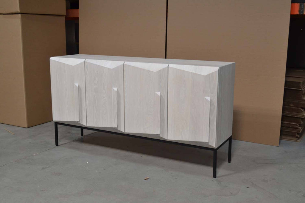 CARDINAL WOODCRAFT GUSTAV SIDEBOARD GUST-SB-186032