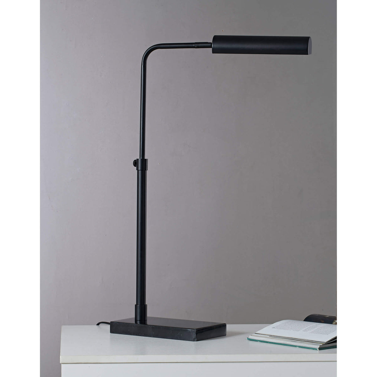 RENWIL FABOLIA LAMP LPT1208