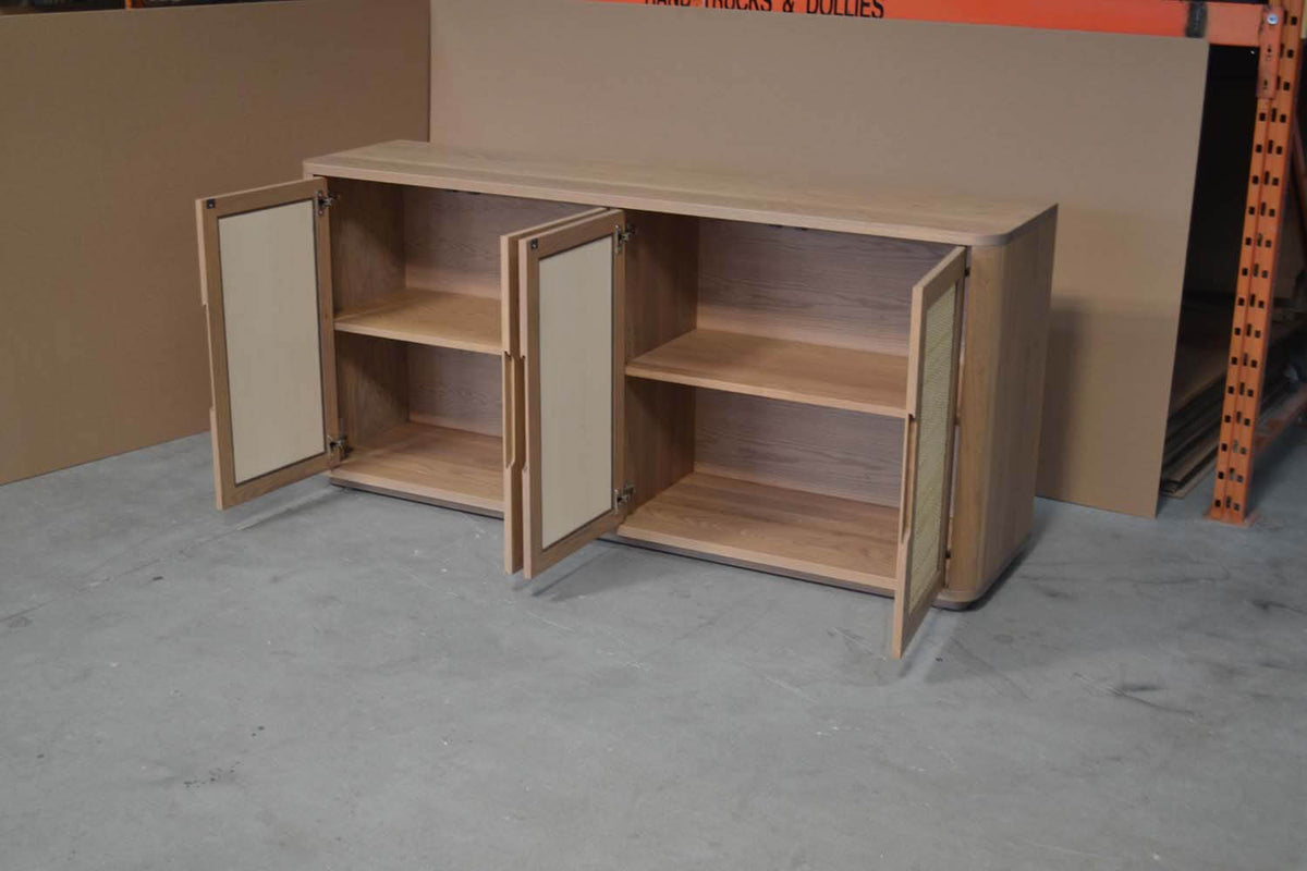 CARDINAL WOODCRAFT OREBRO SIDEBOARD OREB-SB-186034