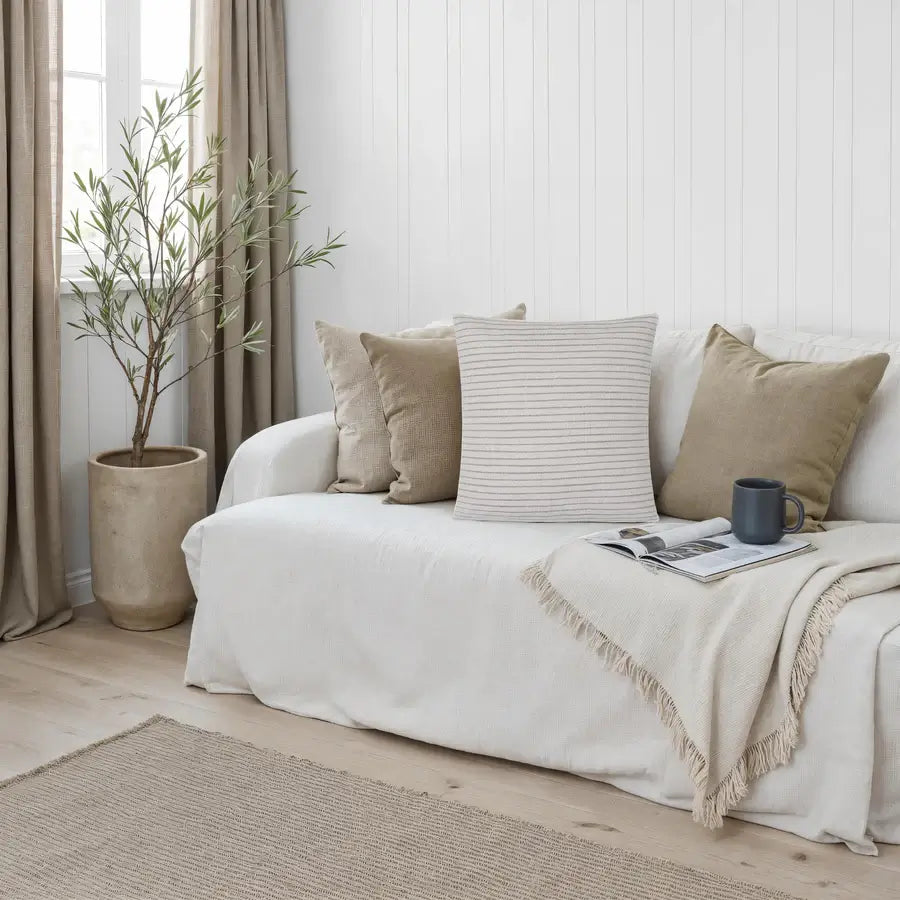 RENWIL LAUREN PILLOW PWFL1477
