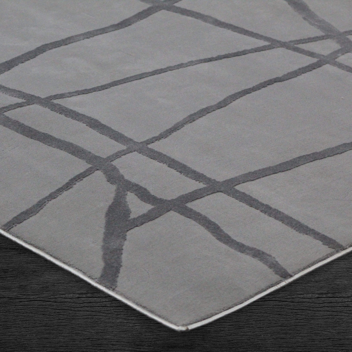 RENWIL  MANTLE RUG ( 7'10" X 10’2 ) RMAN-10204-810