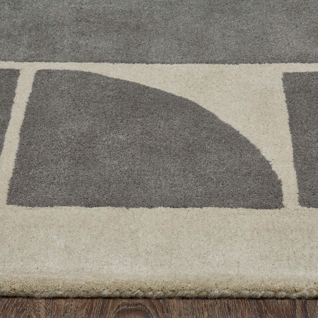 RENWIL  PERSEVERANCE RUG (5’3" X 7’3)  RPER-10200-57