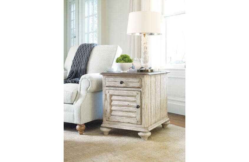 KINCAID WEATHERFORD - CORNSILK  CHAIRSIDE TABLE 75-026