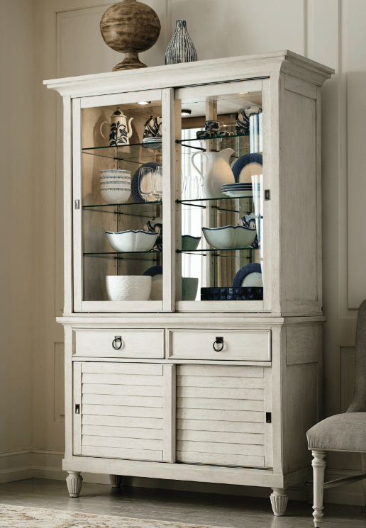 AMERICAN DREW GRAND BAY HAYSTACK DISPLAY CABINET 016-850R
