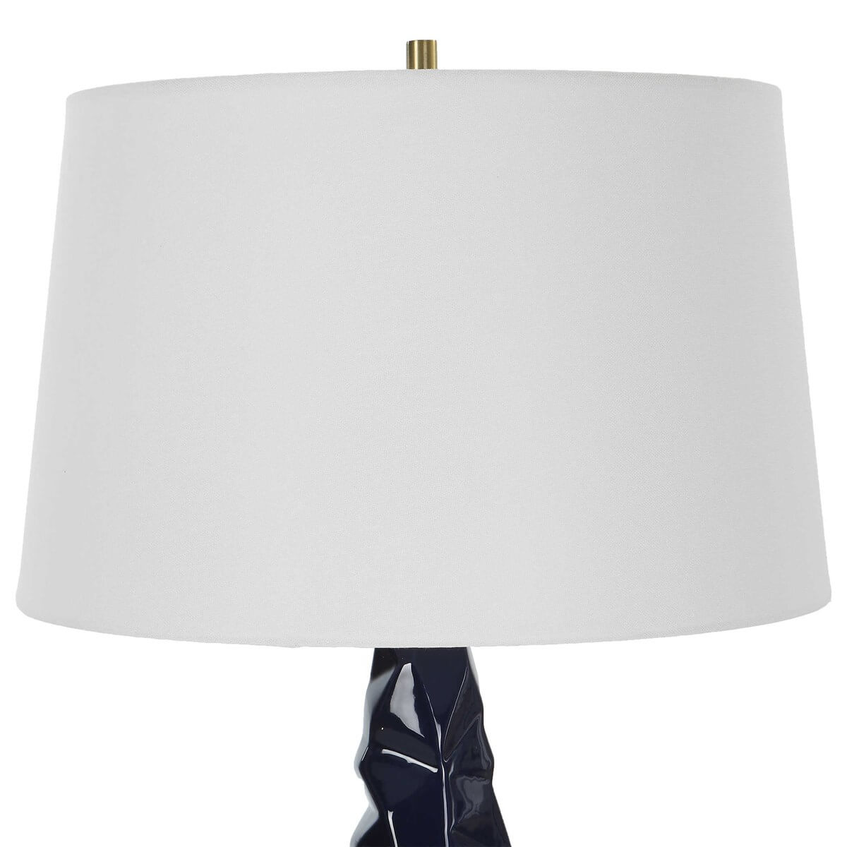 UTTERMOST KAVOS TABLE LAMP 30173