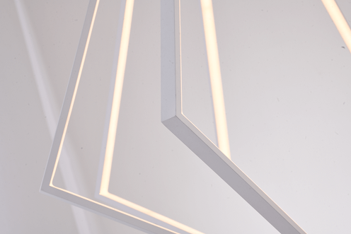 BETHEL  WHITE DIAMOND METAL LED CHANDELIER WE03C32WH