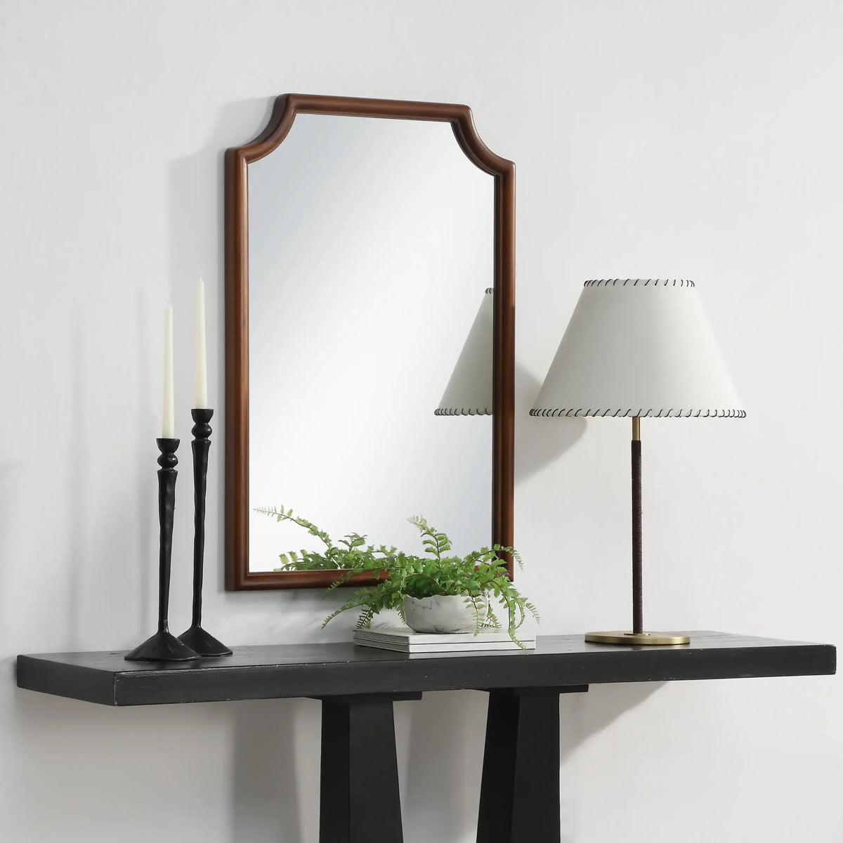 RENWIL CAMELIA TABLE LAMP LPT1302