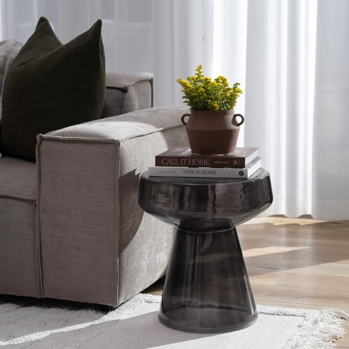 RENWIL LAVINIA ACCENT TABLE TA528