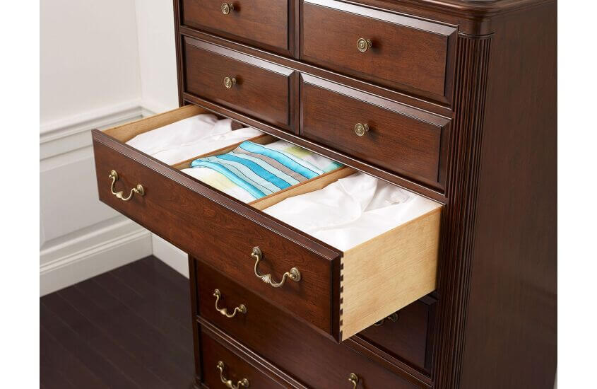 KINCAID HADLEIGH DRAWER CHEST 607-215