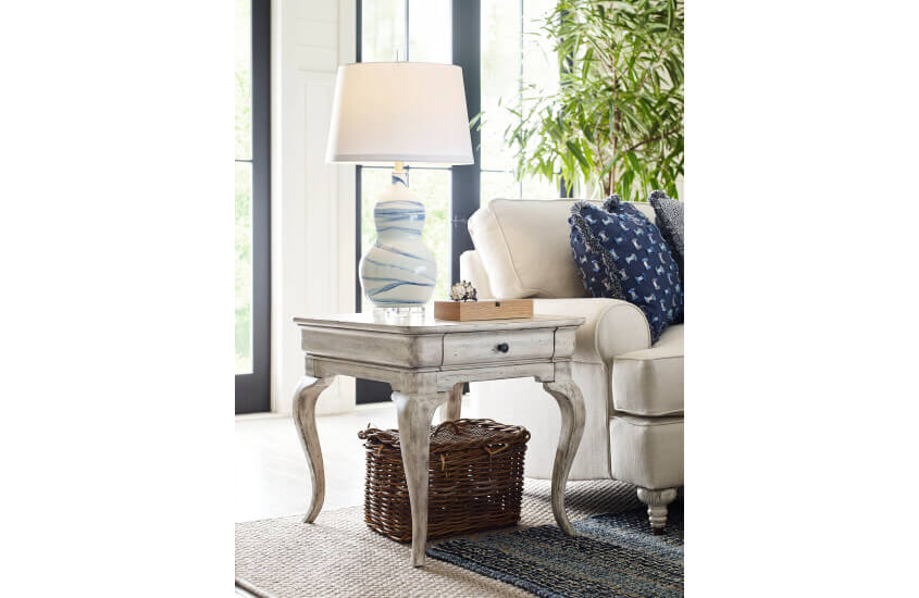 KINCAID SELWYN KELSEY END TABLE 020-915