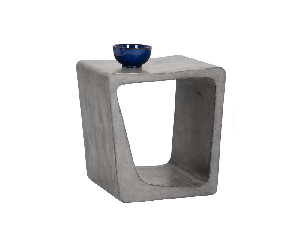 SUNPAN   101590  DARWIN END TABLE