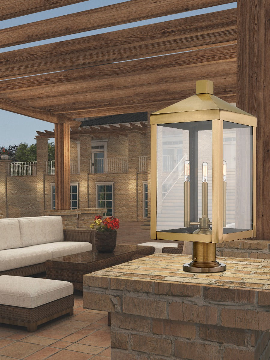 LIVEX LIGHTING  20586-01  Nyack  Post Top Lantern