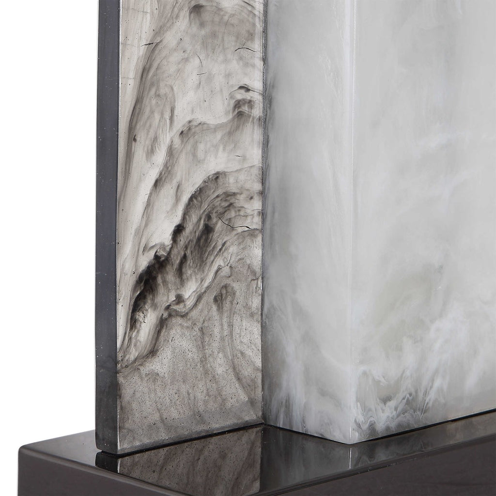 UTTERMOST  26215-1  VANDA TABLE LAMP