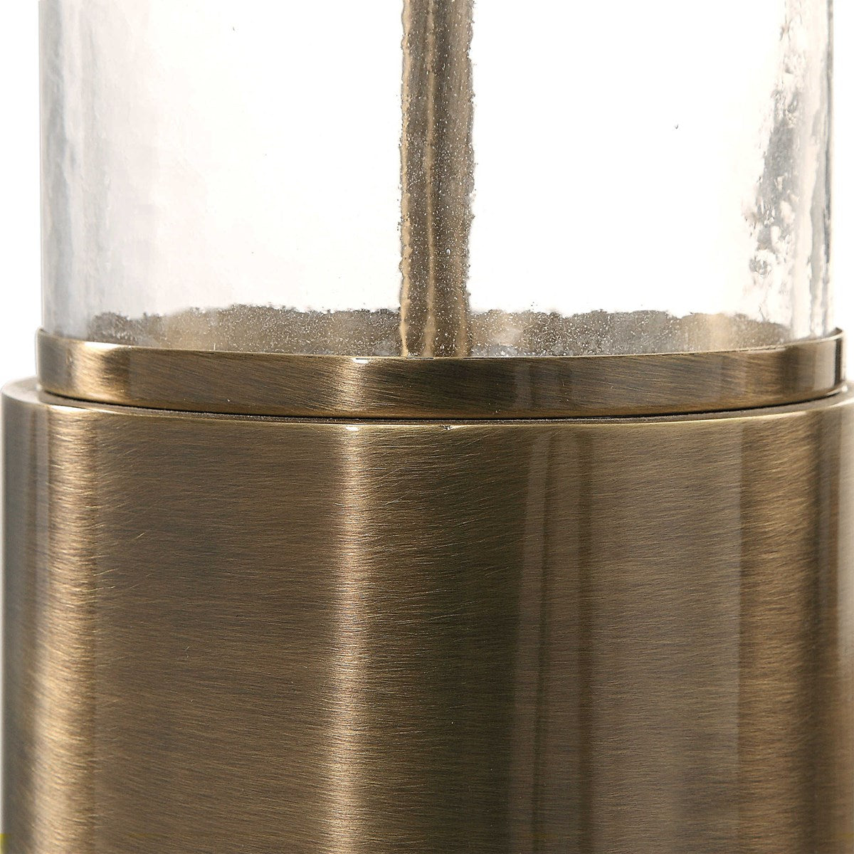 UTTERMOST  27830-1  VAIGA TABLE LAMP