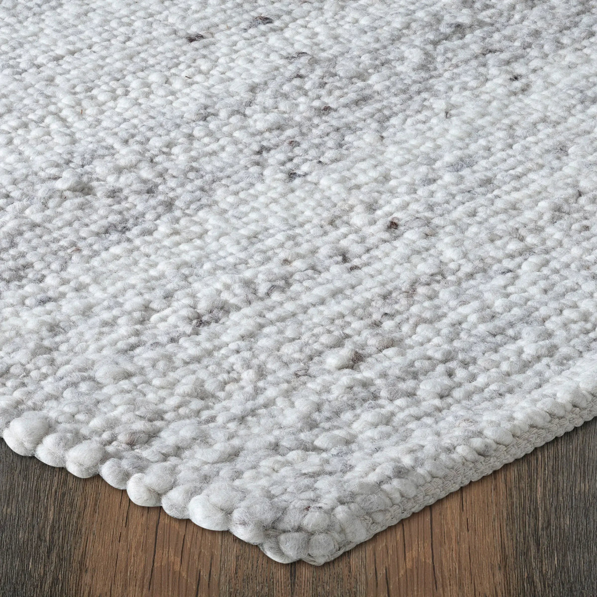 RENWIL MEGHAN RUG (5’3" X 7’3" ft)  RMEG-31425-57