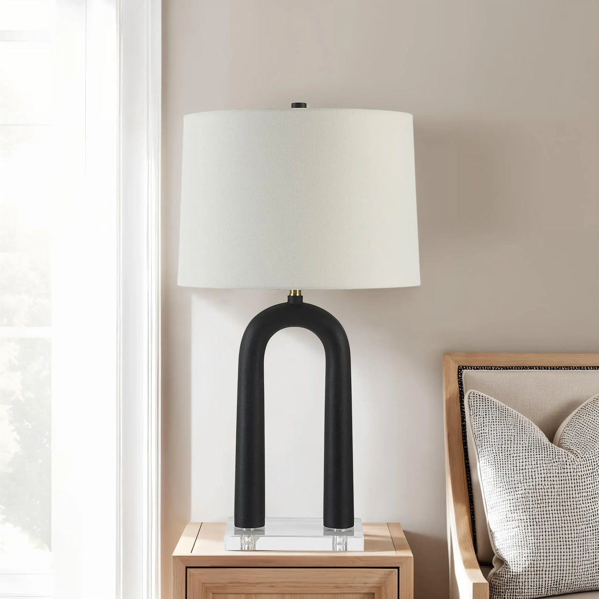 RENWIL PISA TABLE LAMP LPT1349