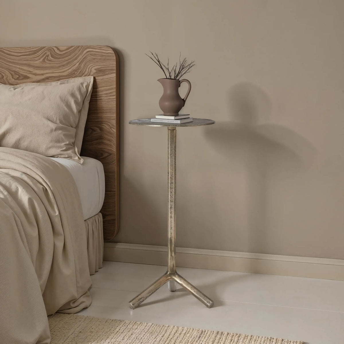 RENWIL ZAHRA TABLE TA535
