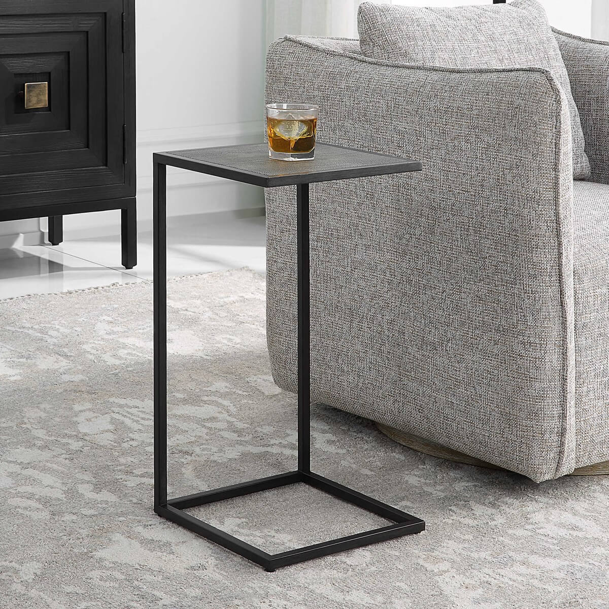 ACCENT TABLE 82032w