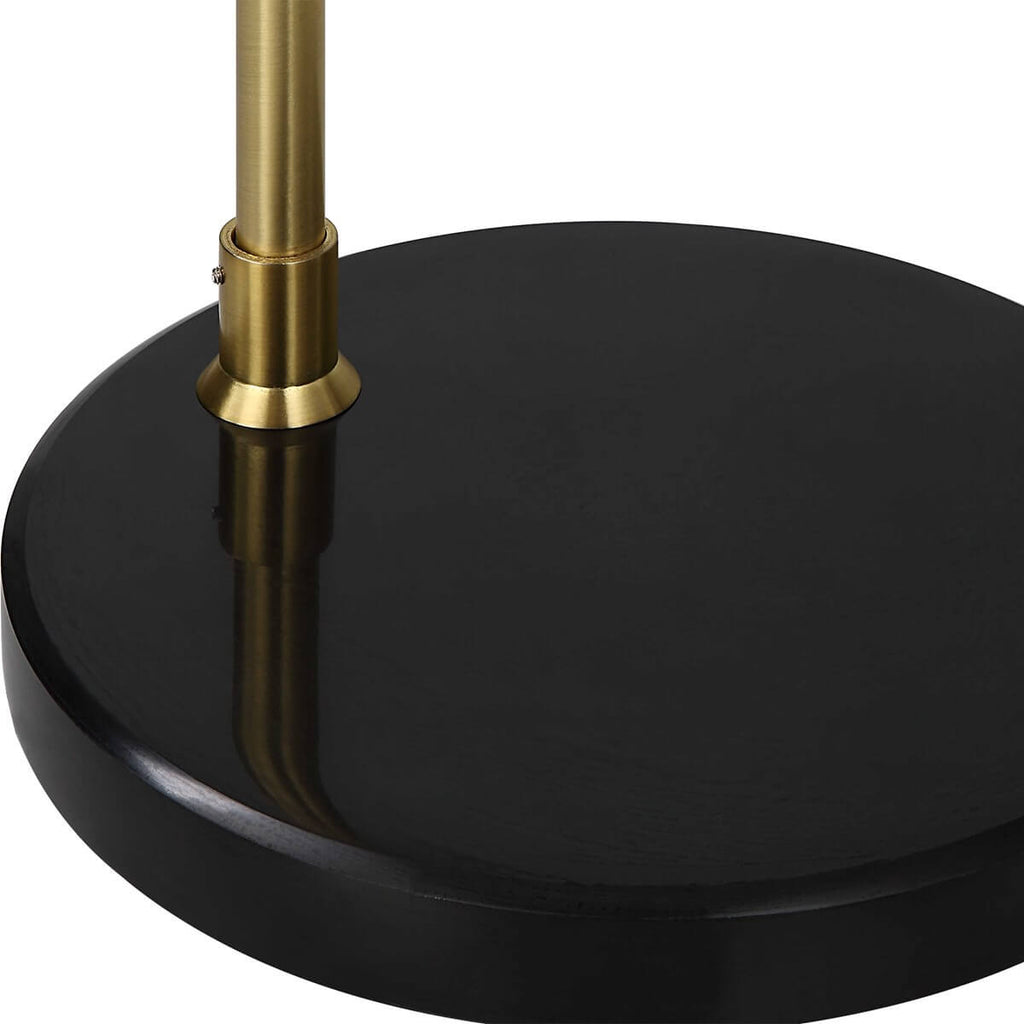 BLACK FLOOR LAMP 1-22162w