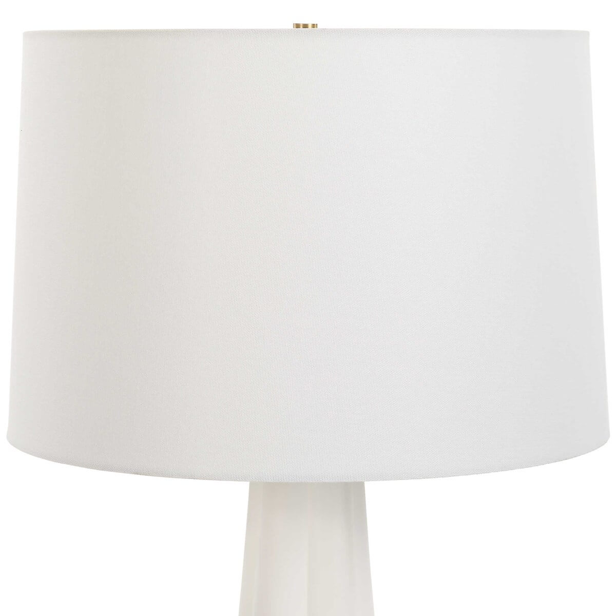 WHITE CERAMIC TABLE LAMP 1-43162w
